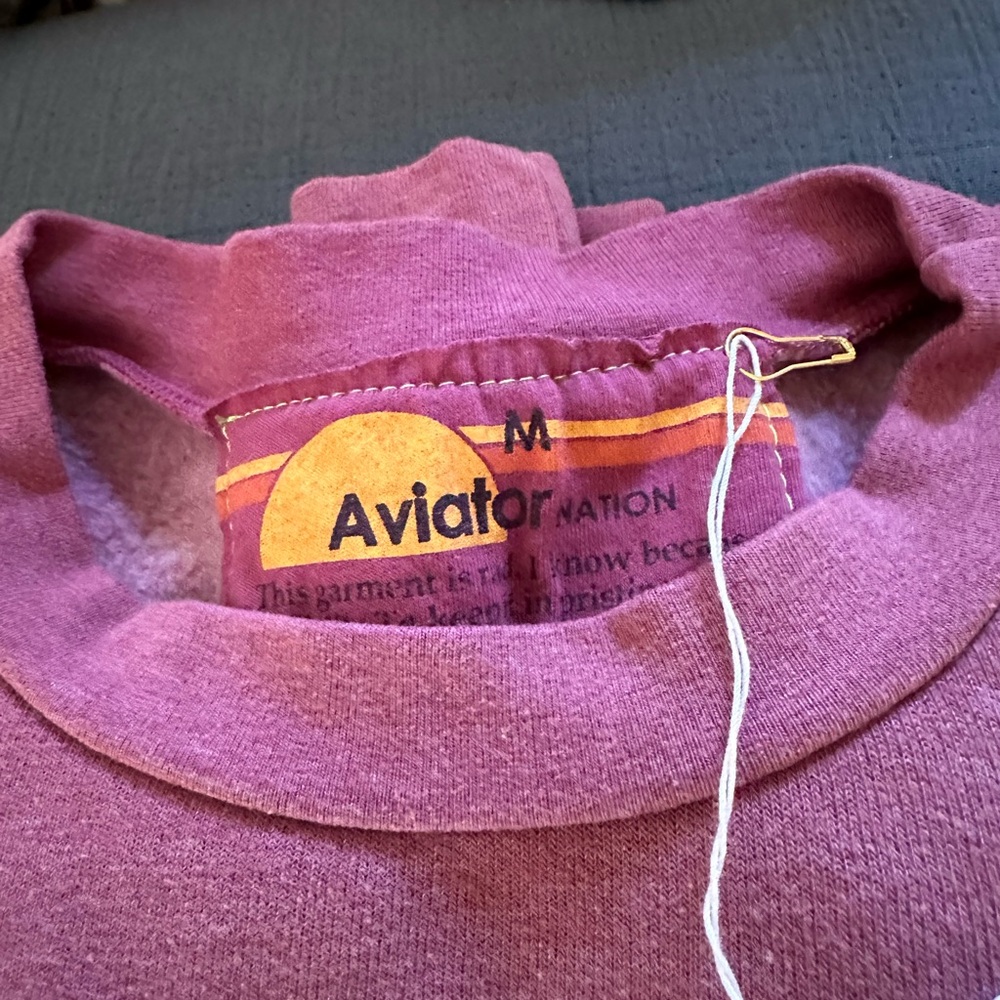 Aviator Nation Faded Berry Cropped Bolt Sweatshirt Medium NWT - Picture 3 of 4